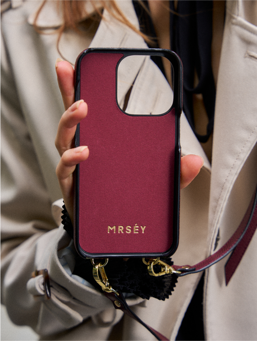 iPhone Hülle mit Strap - Burgundy